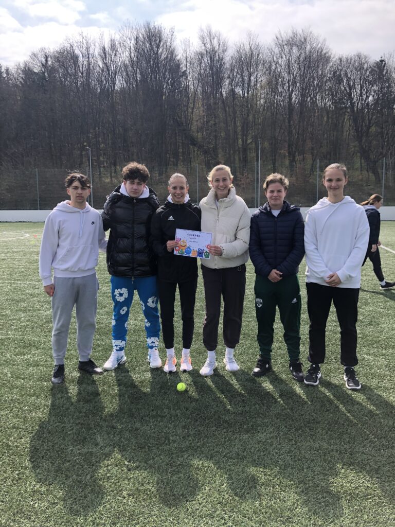 Szeleburdi délután