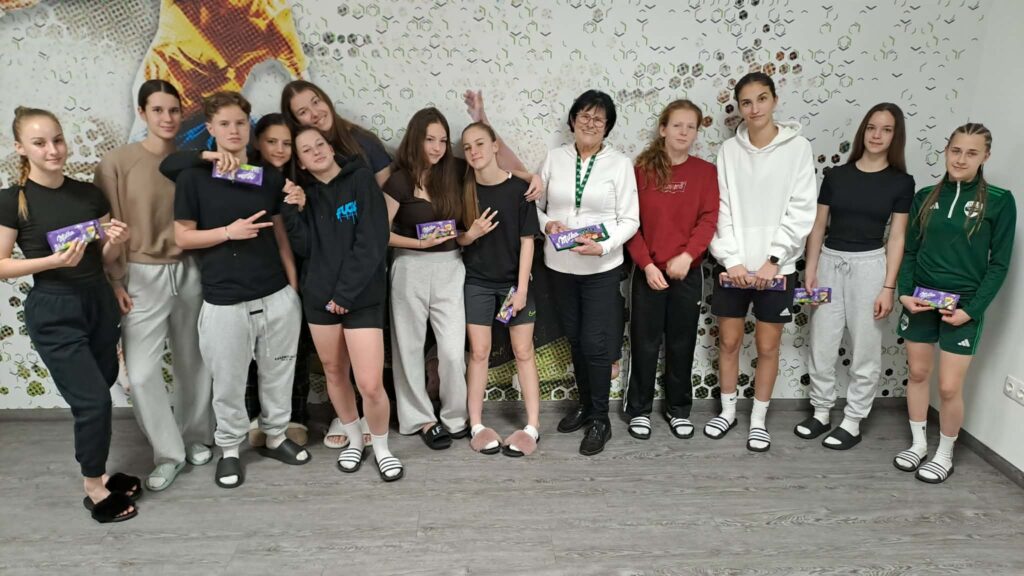 „Kikelet” – szobaajtó-díszítő verseny a leánykollégiumban